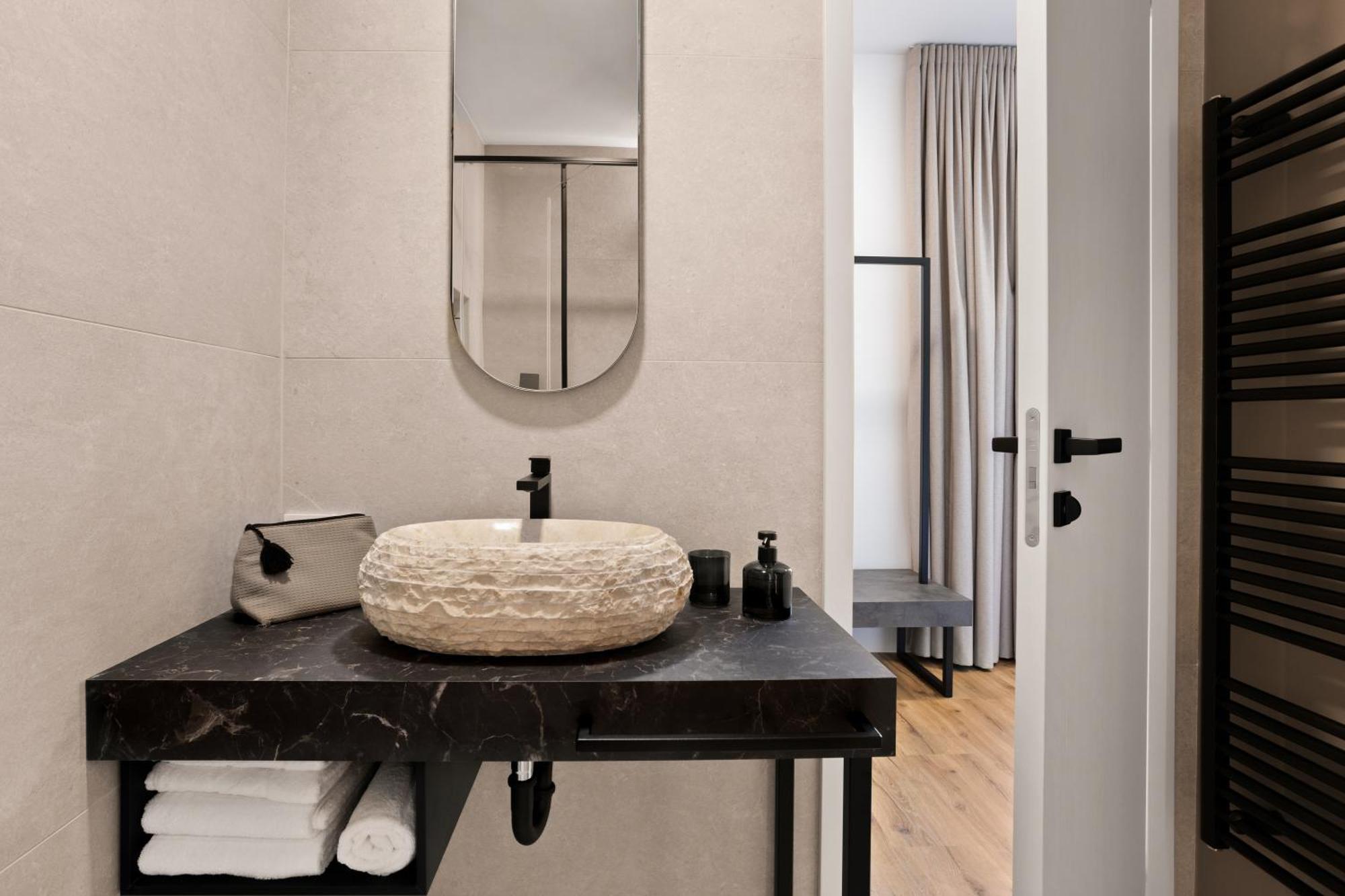 Hotel Harmonija & Free Parking Menges