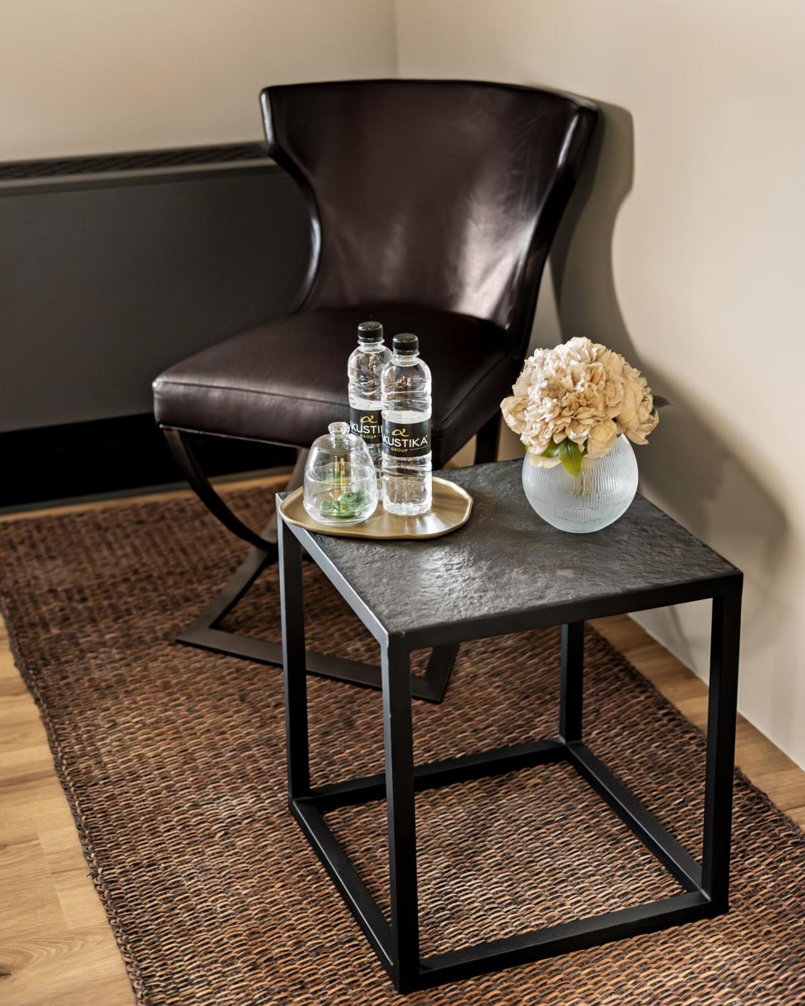 Harmonija & Free Parking Hotel